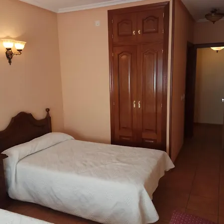 Restaurante Raton Hostel *